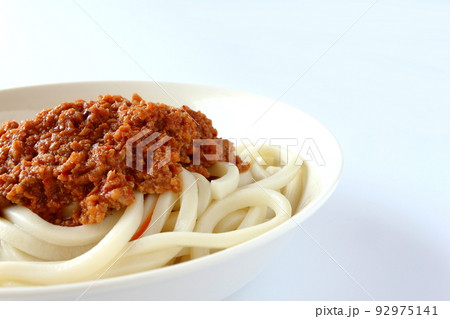 うどんを使った汁なし担々麺 うどんを使った汁なし担々麺 92975141
