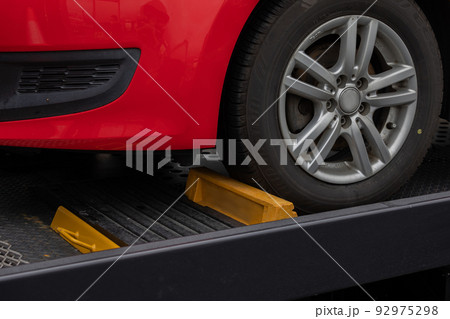 レッカー車　故障車 92975298
