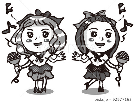 アイドル活動をするやさしい顔をした女の子二人・モノクロ アイドル活動をするやさしい顔をした女の子二人・モノクロ 92977162