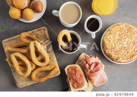 Typical Spanish Breakfast Typical Spanish Breakfast 92979649