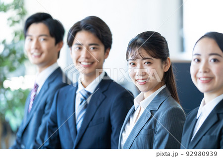 面接　就活　大学生 92980939