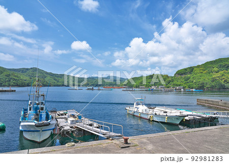 【五ヶ所浦の漁港】 三重県度会郡南伊勢町迫間浦 92981283