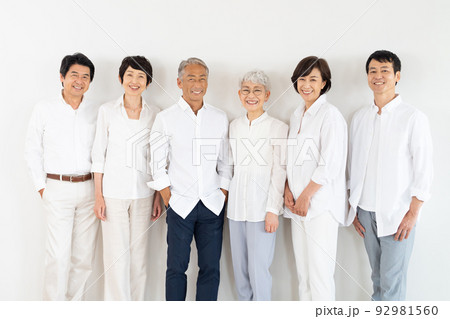 ミドル世代　シニア世代 92981560