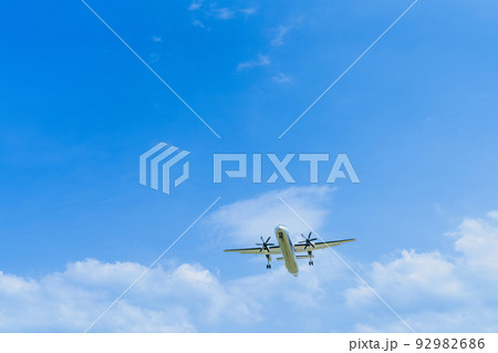 《飛行機》ボンバルディア Bombardier DHC-8 Dash 8(DHC-8-400) 《飛行機》ボンバルディア Bombardier DHC-8 Dash 8(DHC-8-400) 92982686