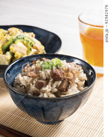 じゅーしぃ 沖縄風豚角煮ごはん ゴーヤーチャンプルー じゅーしぃ 沖縄風豚角煮ごはん ゴーヤーチャンプルー 92982976