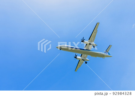 《飛行機》ボンバルディア Bombardier DHC-8 Dash 8(DHC-8-400) 《飛行機》ボンバルディア Bombardier DHC-8 Dash 8(DHC-8-400) 92984328