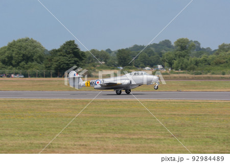 イギリス空軍ミーティアT7離陸 92984489