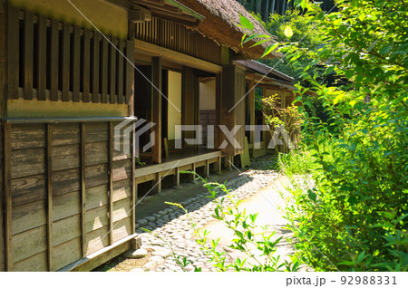 旧金子邸の庭先風景 古民家の庭 旧金子邸の庭先風景 古民家の庭 92988331