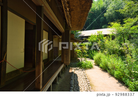 旧金子邸の庭先風景 古民家の庭 旧金子邸の庭先風景 古民家の庭 92988337