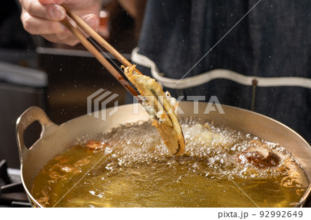 かぼちゃの天ぷら揚げ かぼちゃの天ぷら揚げ 92992649