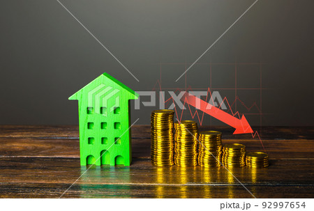 Reducing effect of eco housing savings. Reducing the cost of household bills. Improved energy efficiency. Investment in green sustainable home technologies. Economy and environmental friendliness. Reducing effect of eco housing savings. Reducing the cost of household bills. Improved energy efficiency. Investment in green sustainable home technologies. Economy and environmental friendliness. 92997654