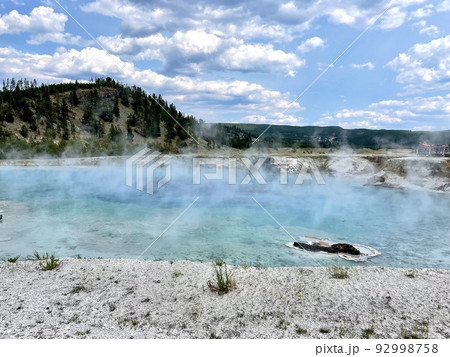 イエローストーン国立公園 イクセルシア間欠泉 Excelsior Geyser Crater イエローストーン国立公園 イクセルシア間欠泉 Excelsior Geyser Crater 92998758