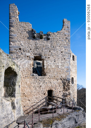 Mediaeval ruins of Valecov Castle Mediaeval ruins of Valecov Castle 93006268