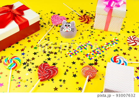 concept happy birthday 93007632