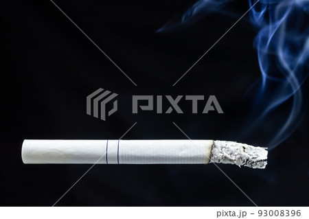 Cigarette smoke cigarette butt Cigarette smoke cigarette butt 93008396