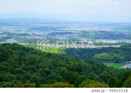 夏の若草山から雲の影を撮る城山台・青山方面 93013118