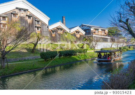 京都伏見 酒蔵と十石舟 京都伏見 酒蔵と十石舟 93015423