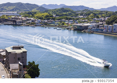尾道大橋から見た尾道水道の風景 93017354