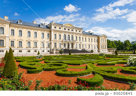 Rundale Palace. Palace made in baroque style. Pilsrundale, Latvia, 4 July 2022 93020845