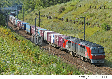 千歳線 上野幌ー北広島 JR貨物 DF200-57(鷲別) 千歳線 上野幌ー北広島 JR貨物 DF200-57(鷲別) 93021410