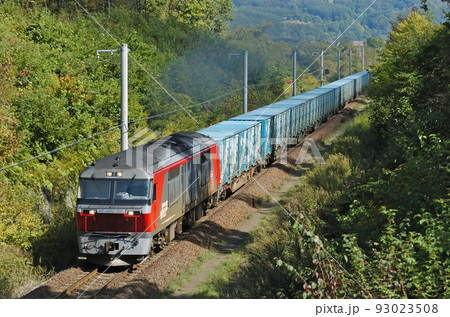 石勝線　川端ー東追分　JR貨物　DF200-51（鷲別） 93023508