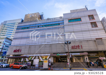 日本の東京都市景観 目黒駅(東口)前の街並みなどを望む 日本の東京都市景観 目黒駅(東口)前の街並みなどを望む 93026528
