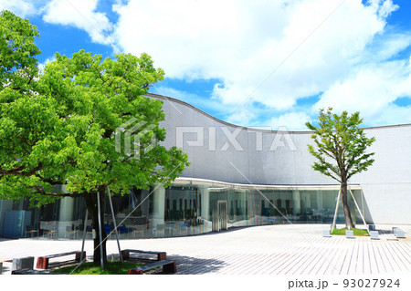 四日市市、四日市市文化会館の風景 93027924