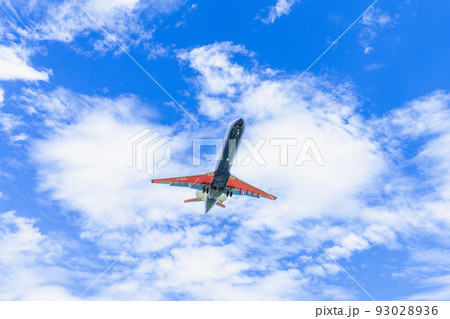 《飛行機》ボンバルディア Bombardier CRJ-700 93028936
