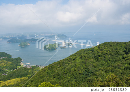 瀬戸内海を跨ぐ来島海峡大橋 瀬戸内海を跨ぐ来島海峡大橋 93031389