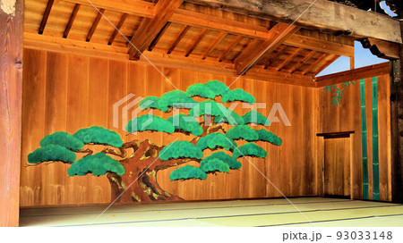 武家屋敷の能舞台 93033148