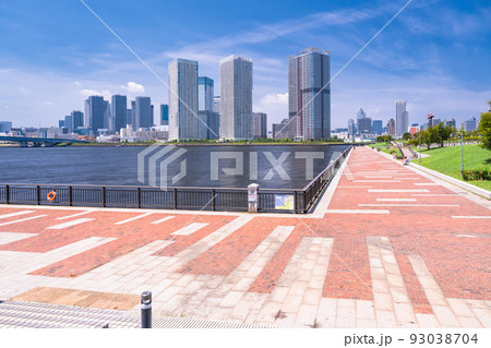 《東京都》晴海のタワーマンションの風景・東京ベイエリア 93038704