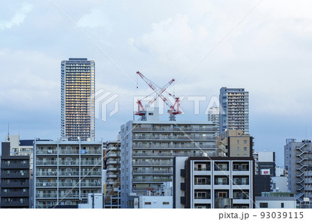街並　タワークレーン　 93039115