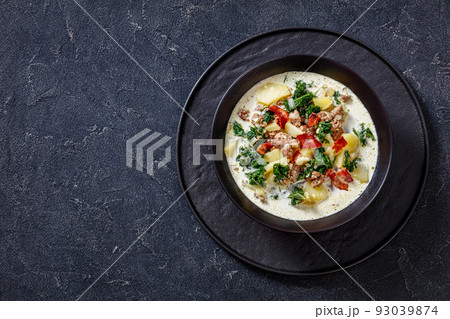 Zuppa Toscana,Tuscan Soup in black bowl, top view 93039874