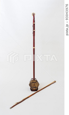 中国の伝統的な擦弦楽器、二胡（にこ） 中国 楽器 琴 箏