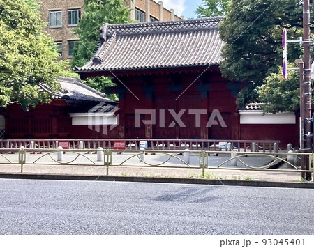 東京大学赤門 東京大学赤門 93045401