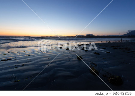 Sandy Beach on the West Coast of Pacific Ocean. 93045819