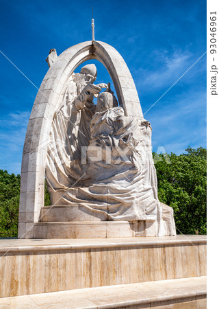 Statue of hungarian king Szent Istvan coronation in town Esztergom, Hungary 93046961