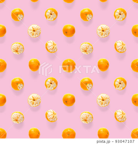 Fresh mandarine Seamles pattern. Ripe fruit tangerines seamless pattern. Fresh citrus isolated on pink background pattern. Flat lay of Clementine. Fresh mandarine Seamles pattern. Ripe fruit tangerines seamless pattern. Fresh citrus isolated on pink background pattern. Flat lay of Clementine. 93047107