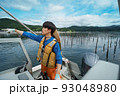 宮城県石巻市で水産業の未来を担う若手漁師 93048980
