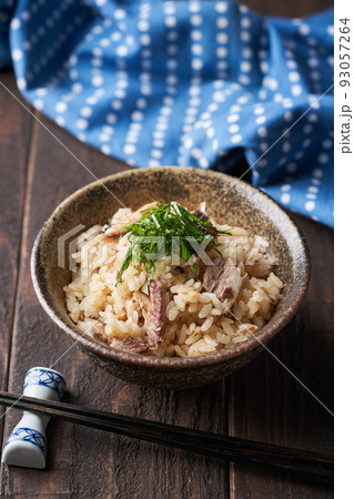 秋刀魚の炊き込みご飯 93057264