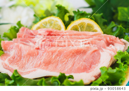 豚肉 ロース 薄切り 豚肉 ロース 薄切り 93058643
