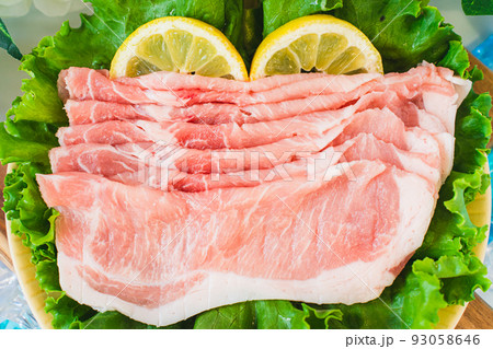 豚肉 ロース 薄切り 豚肉 ロース 薄切り 93058646