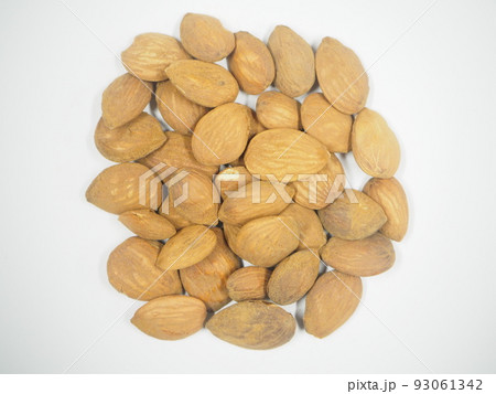 生薬 桃仁 トウニン 生薬 桃仁 トウニン 93061342