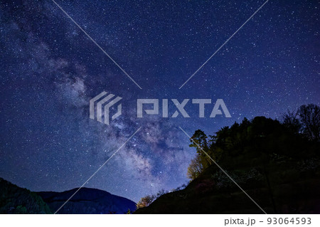 日本一の星空、阿智村 天の川 日本一の星空、阿智村 天の川 93064593