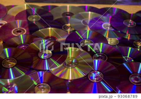a many compact discs 93068789