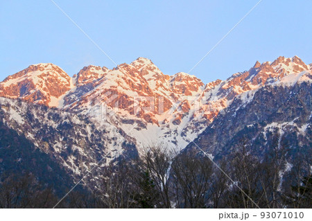 北アルプスのモルゲンロート 93071010