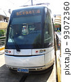 上海の路面電車、 LRT張江有軌電車 (張江高科駅にて) 93072360