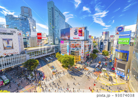渋谷のスクランブル交差点 93074038
