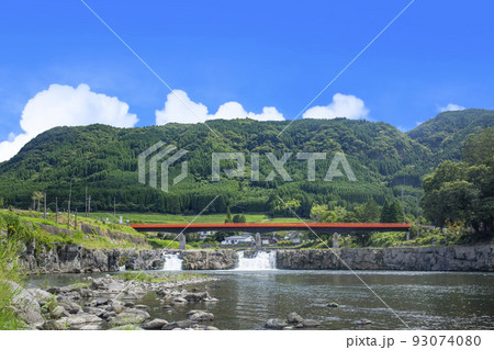 三日月の滝 93074080