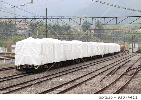 西武秩父線:横瀬車両基地の保存車両 西武秩父線:横瀬車両基地の保存車両 93074411